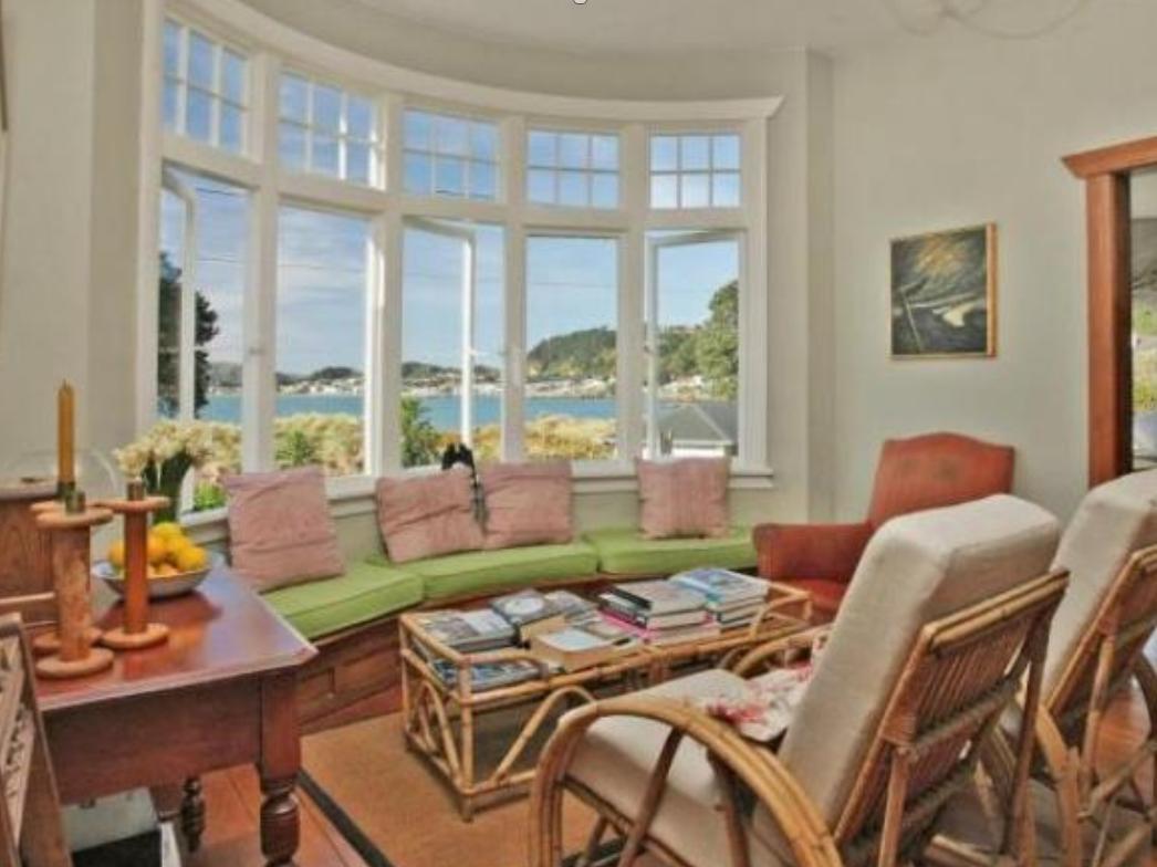 Beachfront Wellington Bed And Breakfast Экстерьер фото