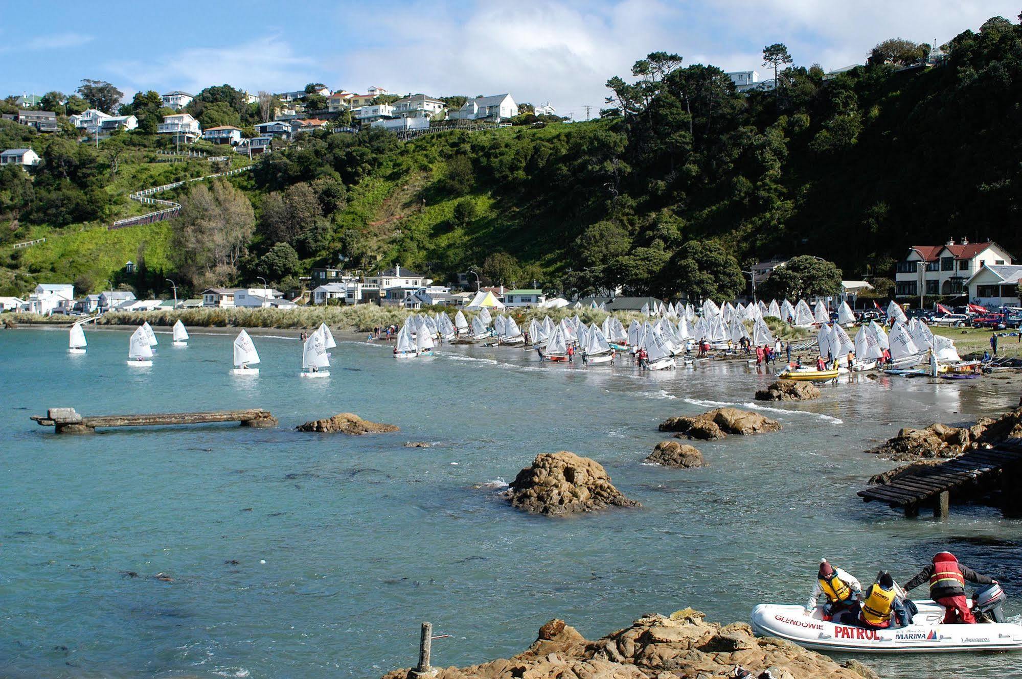 Beachfront Wellington Bed And Breakfast Экстерьер фото