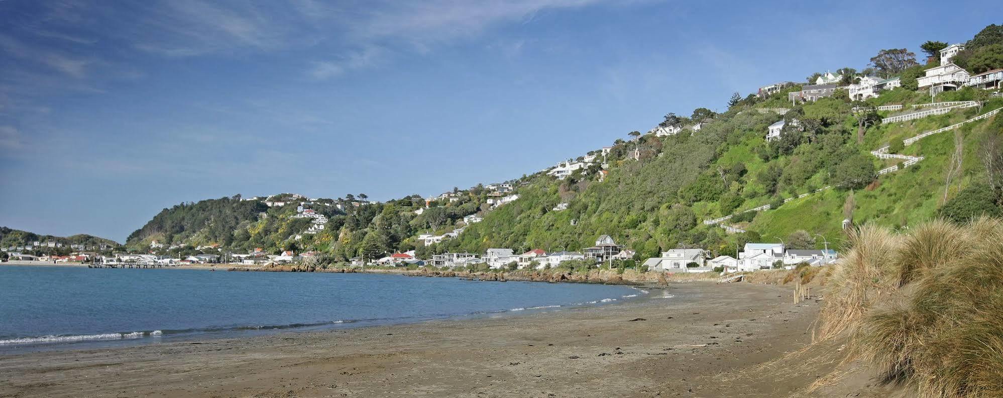 Beachfront Wellington Bed And Breakfast Экстерьер фото
